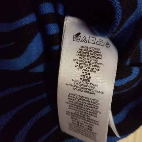 Top - Picture 3 of 3